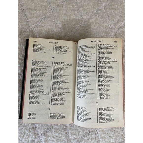 Cestre’Guibillon Dictionnarie French To English Hardcover Book - Picture 10 of 10